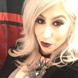 Meet your Posher, Yasmin